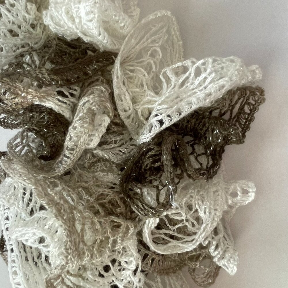 Crochet Ruffle Boa Scarf - Picture 3 of 4